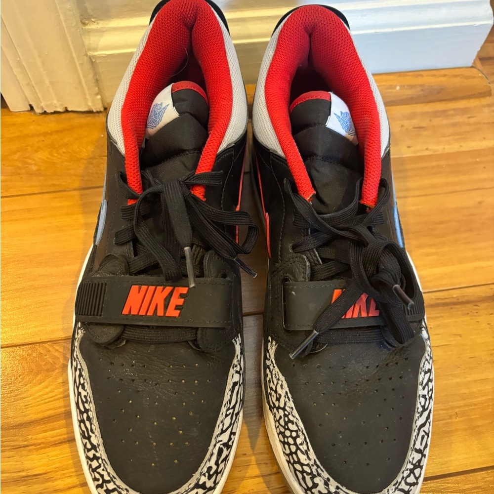 Jordan legacy 312 low “Chicago Flag”